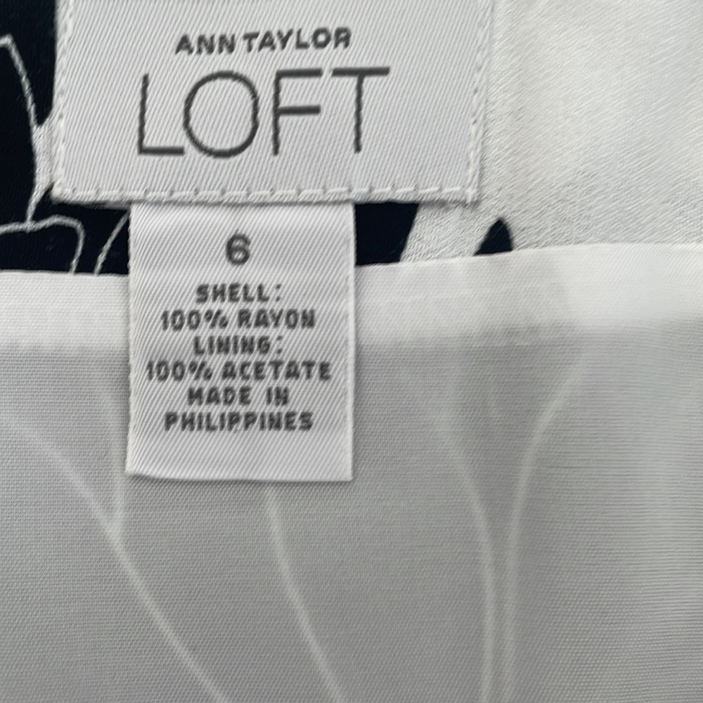 Ann Taylor LOFT floral skirt 6 - Picture 7 of 7